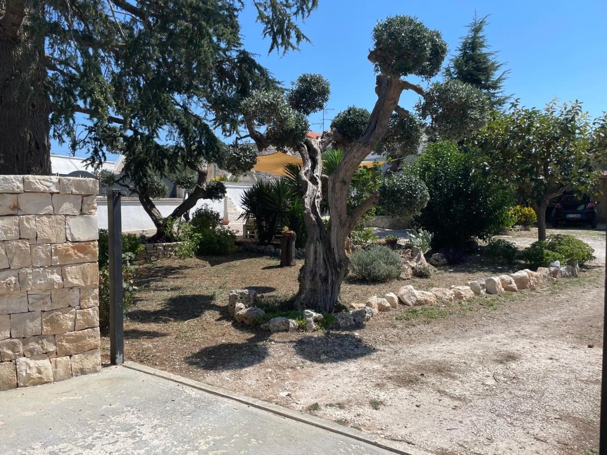 Вилла Il Trullo Di Nonno Licchio Альберобелло Экстерьер фото